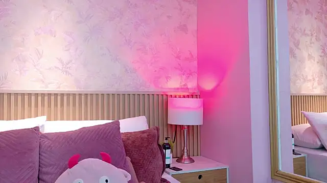 AdelineJhones online show from March 10, 2026, 9:52 pm