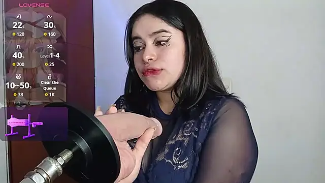 Magic Alicee  online show from July 9, 2026, 3:18 am