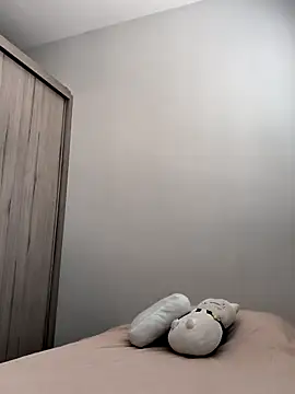 Meiii27 online show from March 18, 2026, 3:46 pm