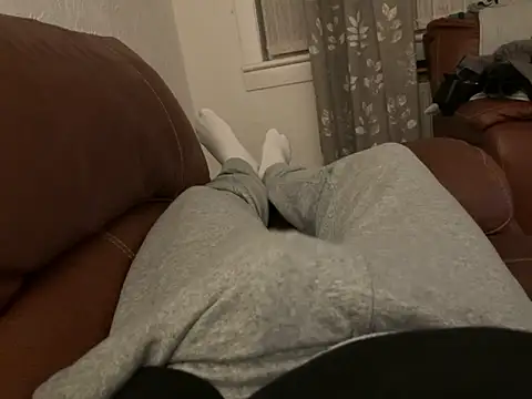 irnbru77 online show from November 17, 2025, 7:40 pm