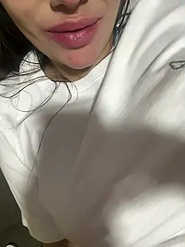 Snapshot of nathalia_Silva chatting on July 20, 2026, 2:41 am nathalia Silva online show from July 20, 2026, 2:41 am