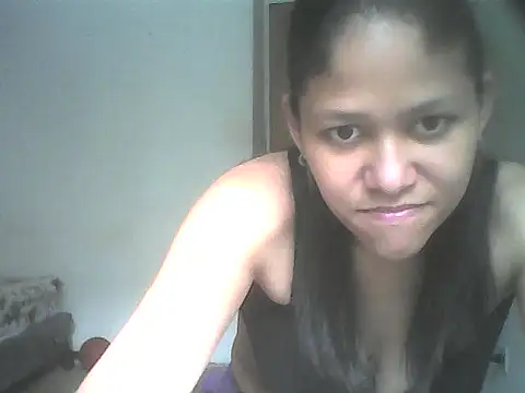 Snapshot of Yanananyx chatting on October 27, 2025, 12:50 pm Yanananyx online show from October 27, 2025, 12:50 pm