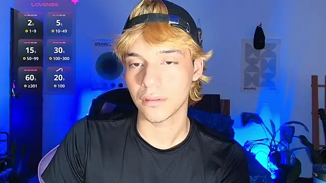 Snapshot of Habel__moretti chatting on March 1, 2026, 7:14 pm Habel moretti online show from March 1, 2026, 7:14 pm