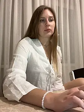 Elina1 online show from November 29, 2025, 9:48 pm