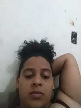 A gostosa25 online show from January 12, 2026, 7:42 pm