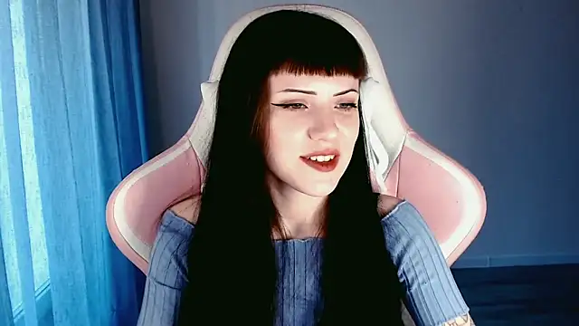 Snapshot of astra_rift chatting on May 17, 2026, 5:24 pm astra rift online show from May 17, 2026, 5:24 pm