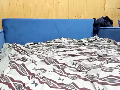 miomyao online show from December 17, 2025, 3:33 am