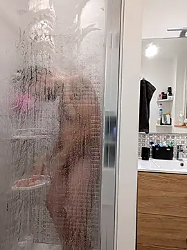 Bdjjdjjx online show from November 4, 2025, 7:17 pm