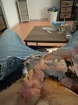 Bdjjdjjx online show from April 15, 2026, 11:16 am