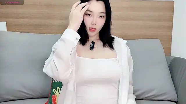 upoo7lt online show from February 12, 2026, 6:13 am