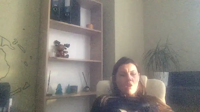 Snapshot of DollyRoma chatting on February 2, 2026, 2:05 pm DollyRoma online show from February 2, 2026, 2:05 pm