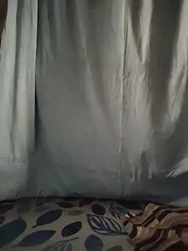 Ezabelljohn online show from July 4, 2026, 11:05 am