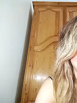 indilasixeey online show from February 28, 2026, 12:54 am