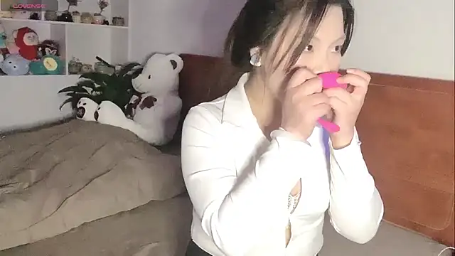 Snapshot of xiner-6666 chatting on October 24, 2025, 2:10 am xiner-6666 online show from October 24, 2025, 2:10 am