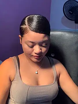 Snapshot of Veriito chatting on November 26, 2025, 2:39 pm Veriito online show from November 26, 2025, 2:39 pm