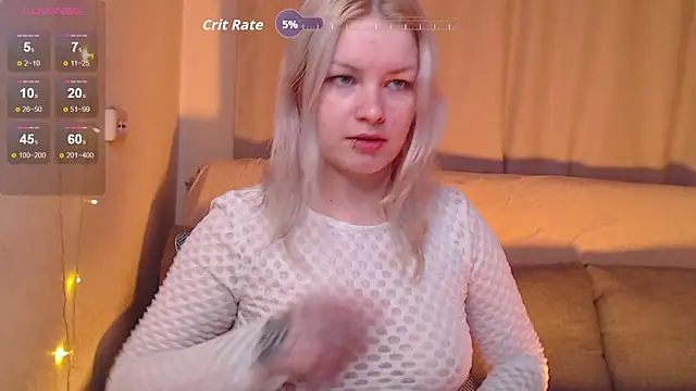 CherryNight6 online show from November 14, 2025, 6:22 pm