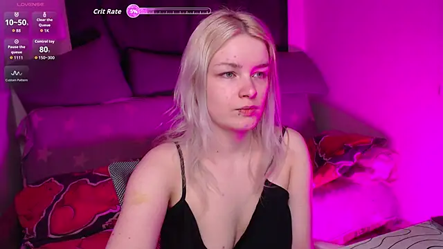 CherryNight6 online show from April 10, 2026, 9:11 pm