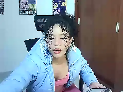 Gigi Scott  online show from December 22, 2025, 1:50 am