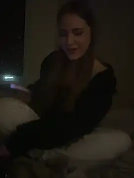 elliepixie online show from April 2, 2026, 12:40 am