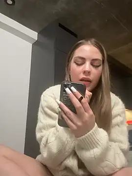 elliepixie online show from January 13, 2026, 1:20 am