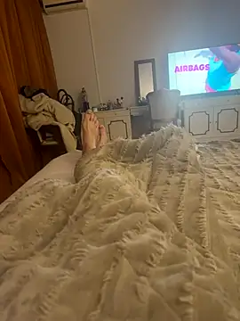 fadadaPutaria online show from November 19, 2025, 2:22 am