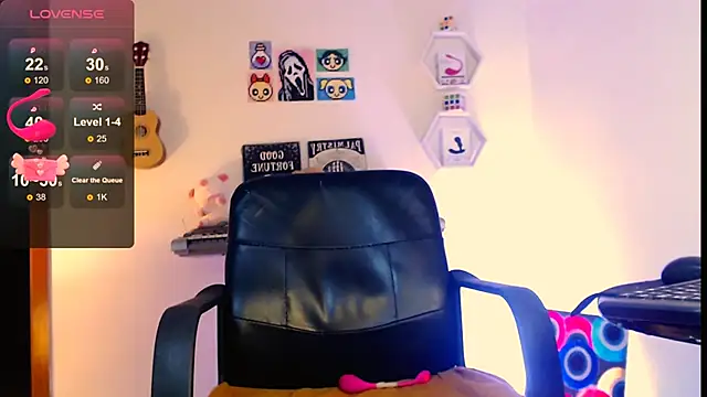 Snapshot of AdelineEsposito chatting on February 27, 2026, 2:45 am AdelineEsposito online show from February 27, 2026, 2:45 am