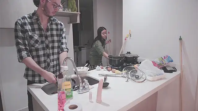 dan and daya online show from November 24, 2025, 11:49 pm