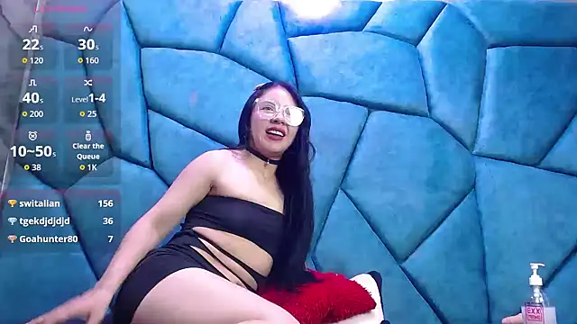 JulietaDiamond online show from March 27, 2026, 8:26 am