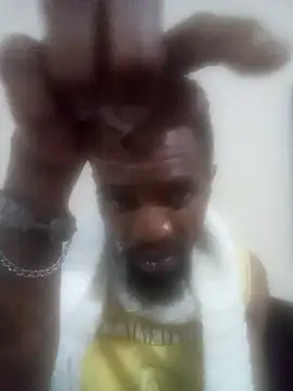 Snapshot of Blck420 chatting on November 18, 2025, 12:37 am Blck420 online show from November 18, 2025, 12:37 am