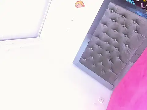 shopy horny online show from December 14, 2025, 8:42 am