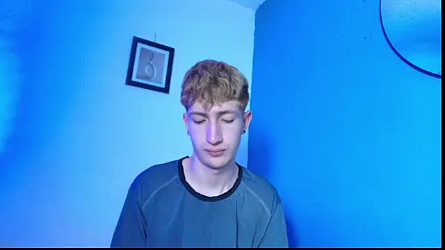 Erick Taylor3 online show from March 25, 2026, 9:14 pm