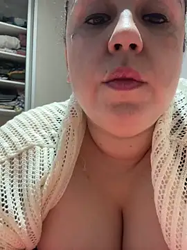 Snapshot of Rheetnena1 chatting on May 30, 2026, 3:13 am Rheetnena1 online show from May 30, 2026, 3:13 am