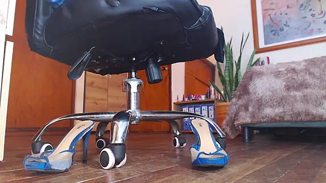 Snapshot of SamantaRosee chatting on February 17, 2026, 12:52 am SamantaRosee online show from February 17, 2026, 12:52 am