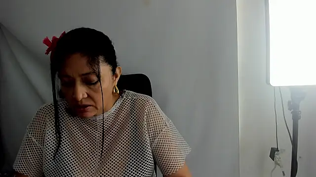 tatis sofia online show from February 4, 2026, 1:28 pm