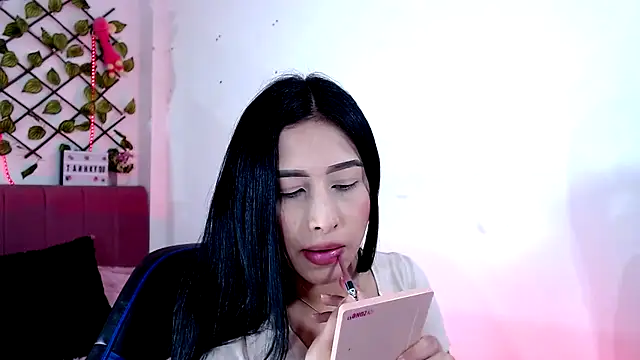 Snapshot of melissa__dolce chatting on October 25, 2025, 9:15 pm melissa  dolce online show from October 25, 2025, 9:15 pm