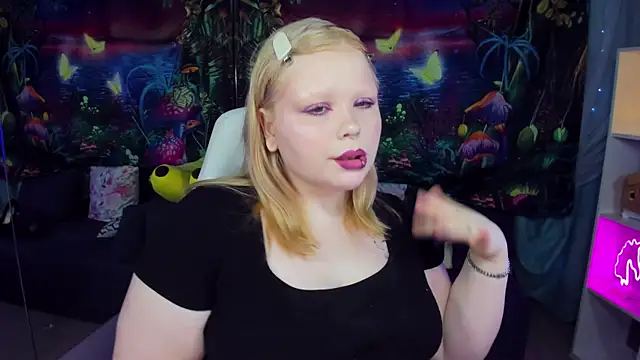 Snapshot of LottieReed chatting on May 28, 2026, 9:06 am LottieReed online show from May 28, 2026, 9:06 am