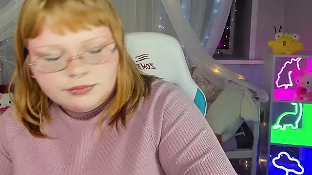 LottieReed online show from December 15, 2025, 12:44 pm