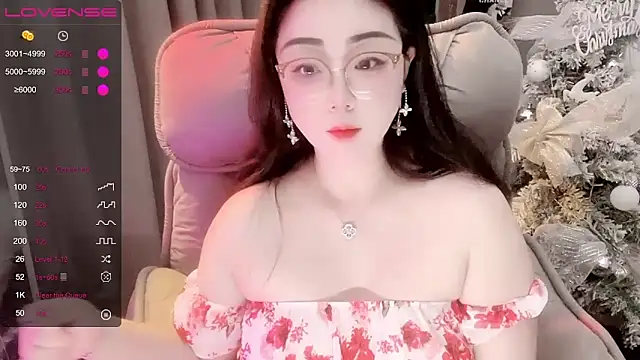 Monica-666888- online show from April 13, 2026, 8:35 pm