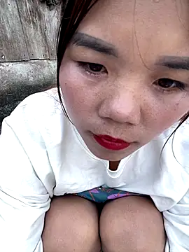 nachi-baby online show from December 1, 2025, 8:15 am