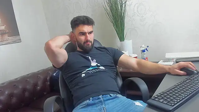 MicahLane online show from October 28, 2025, 5:29 am