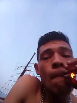 Snapshot of HSexy_Men00 chatting on December 1, 2025, 12:11 am HSexy Men00 online show from December 1, 2025, 12:11 am