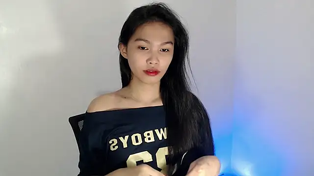 Snapshot of _Lachica_ chatting on October 23, 2025, 11:25 pm  Lachica  online show from October 23, 2025, 11:25 pm