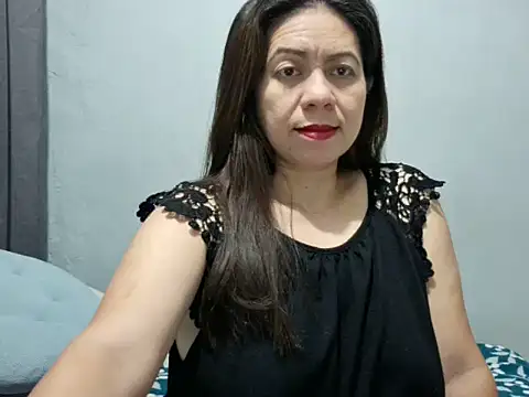 Snapshot of xxxHoneyBee29 chatting on June 3, 2026, 10:14 pm xxxHoneyBee29 online show from June 3, 2026, 10:14 pm