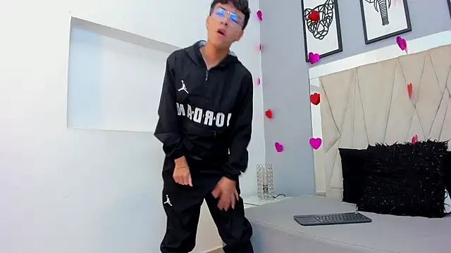 adams bobby online show from February 17, 2026, 11:07 am