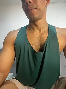 Snapshot of jony_Oconnor chatting on February 21, 2026, 12:29 pm jony Oconnor online show from February 21, 2026, 12:29 pm