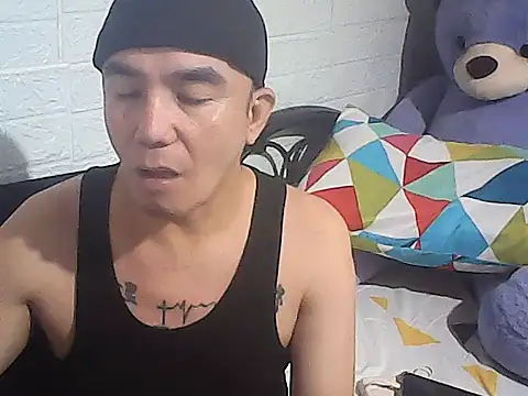 yourasiandesire69 online show from November 4, 2025, 9:13 am