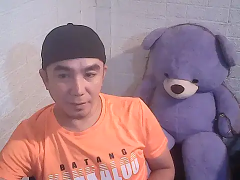 yourasiandesire69 online show from November 13, 2025, 9:35 am