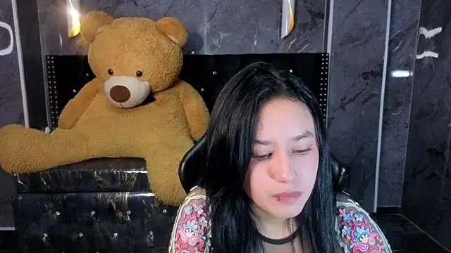 Aleja05 b online show from January 9, 2026, 8:05 pm