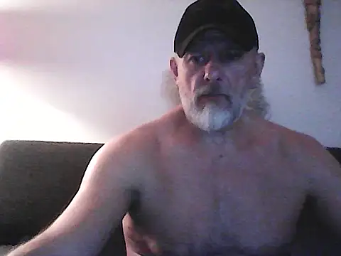 Snapshot of BroBators chatting on May 13, 2026, 10:17 pm BroBators online show from May 13, 2026, 10:17 pm