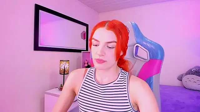 celeste blazze  online show from April 23, 2026, 7:59 pm